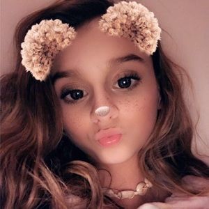 Meet your Posher, Alisa